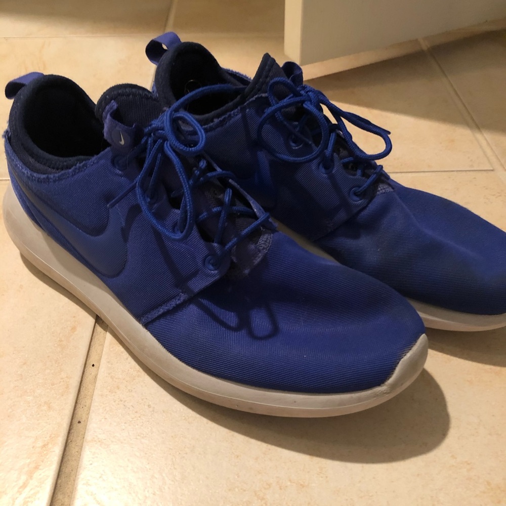 Nike Roshe Shoes